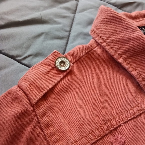 Women's Nadasha Rust Colored Denim Jean Jacket Distressed Button up Collared - Picture 13 of 16
